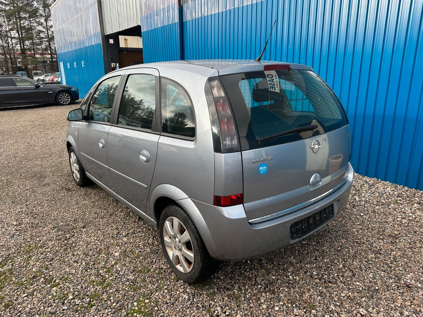 Fahrzeugabbildung Opel Meriva**Allwetterreifen*Klimaautomaik**