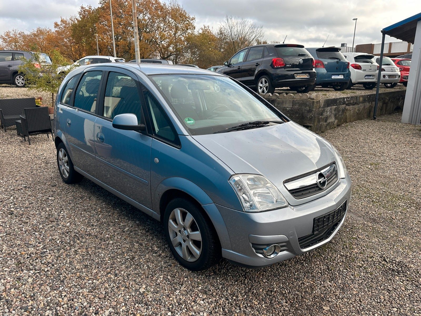 Fahrzeugabbildung Opel Meriva**Allwetterreifen*Klimaautomaik**