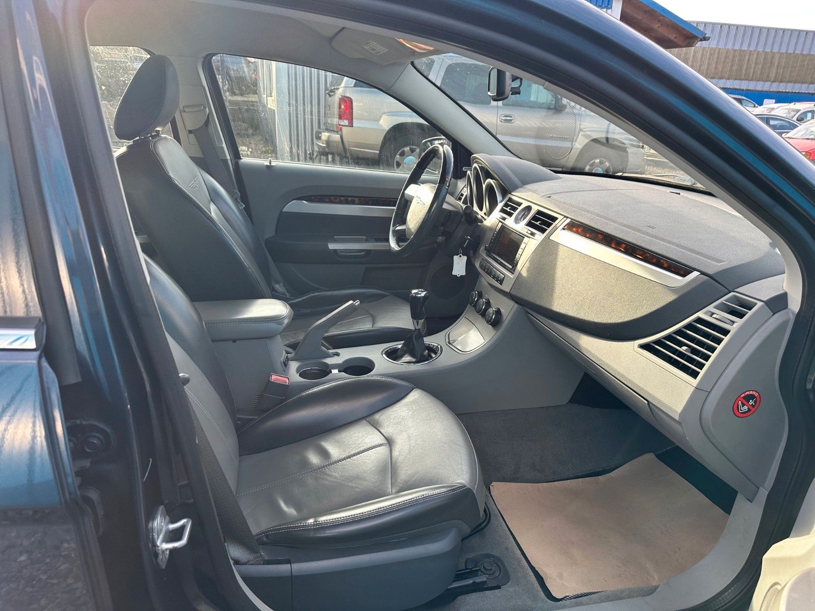 Fahrzeugabbildung Chrysler Sebring**LPG Gas**Leder**Klima**