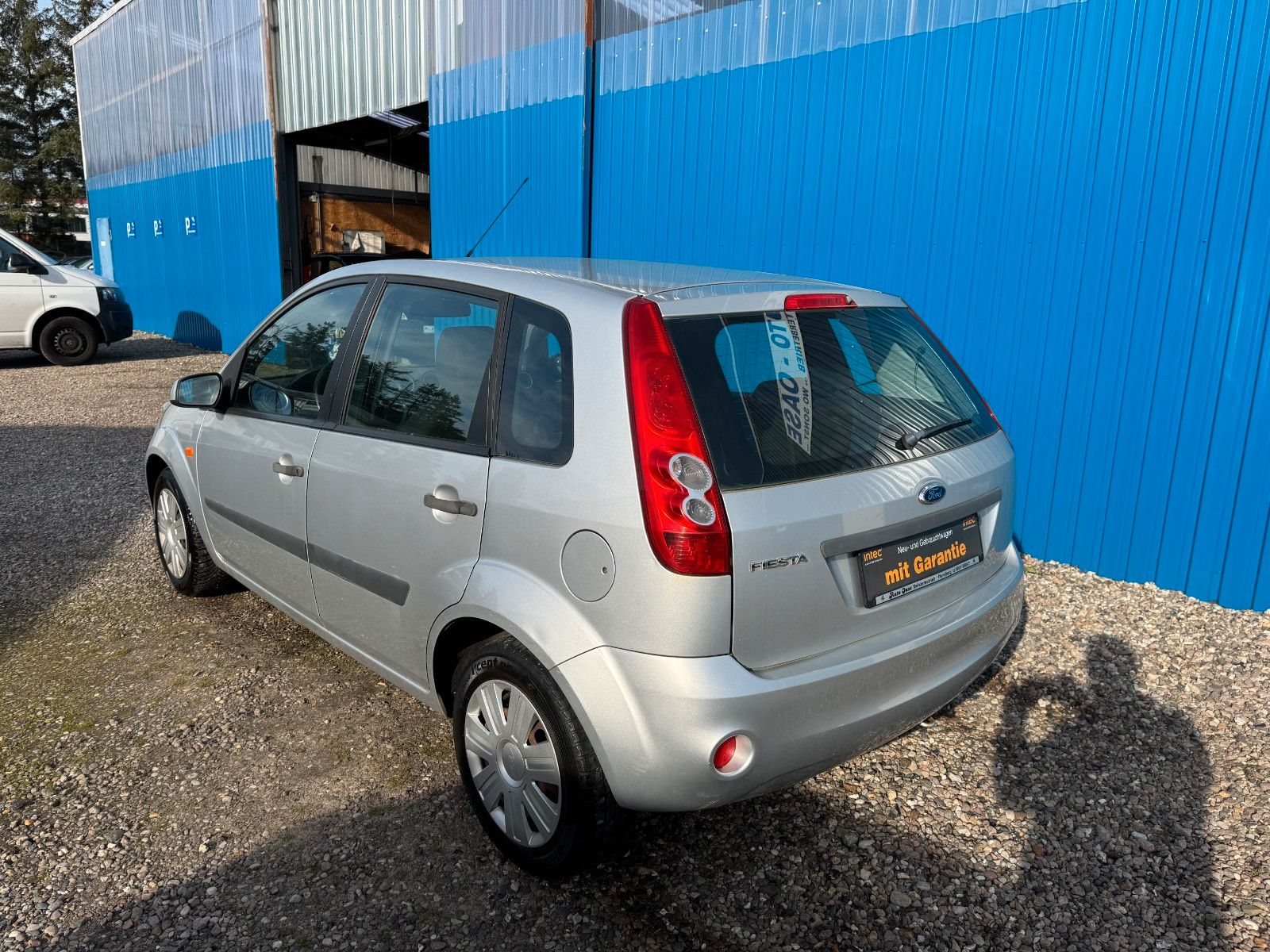 Fahrzeugabbildung Ford Fiesta**Connection**97 TKM**Klima**