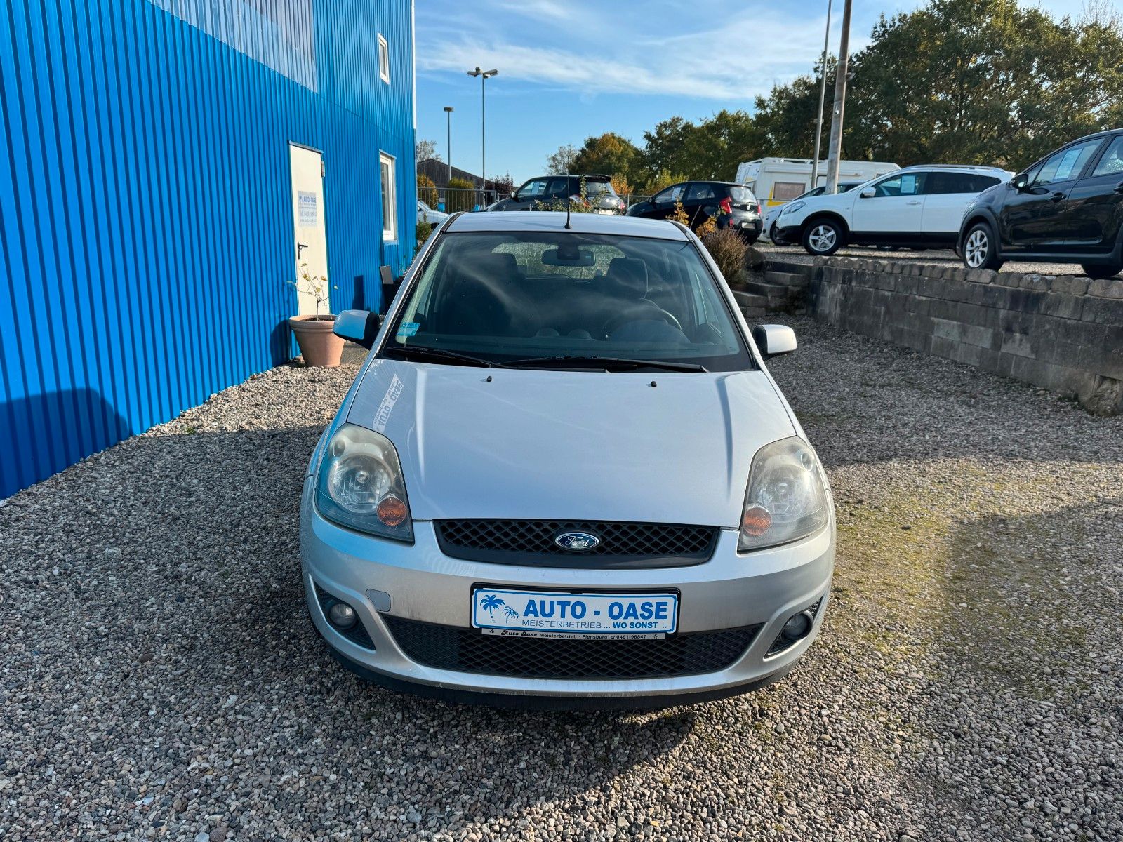 Fahrzeugabbildung Ford Fiesta**Connection**97 TKM**Klima**