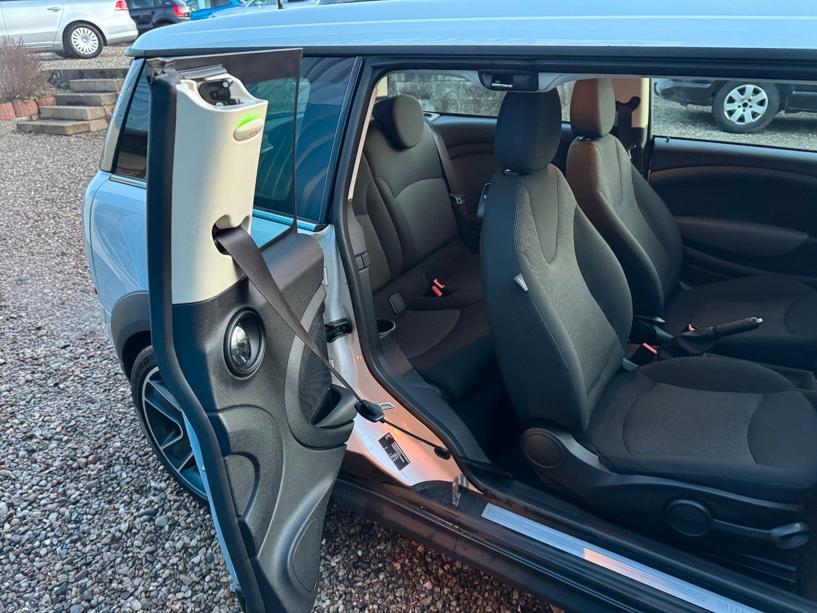 Fahrzeugabbildung MINI COOPER S Clubman**Cooper Soho**Klima**SHZ**Temp*