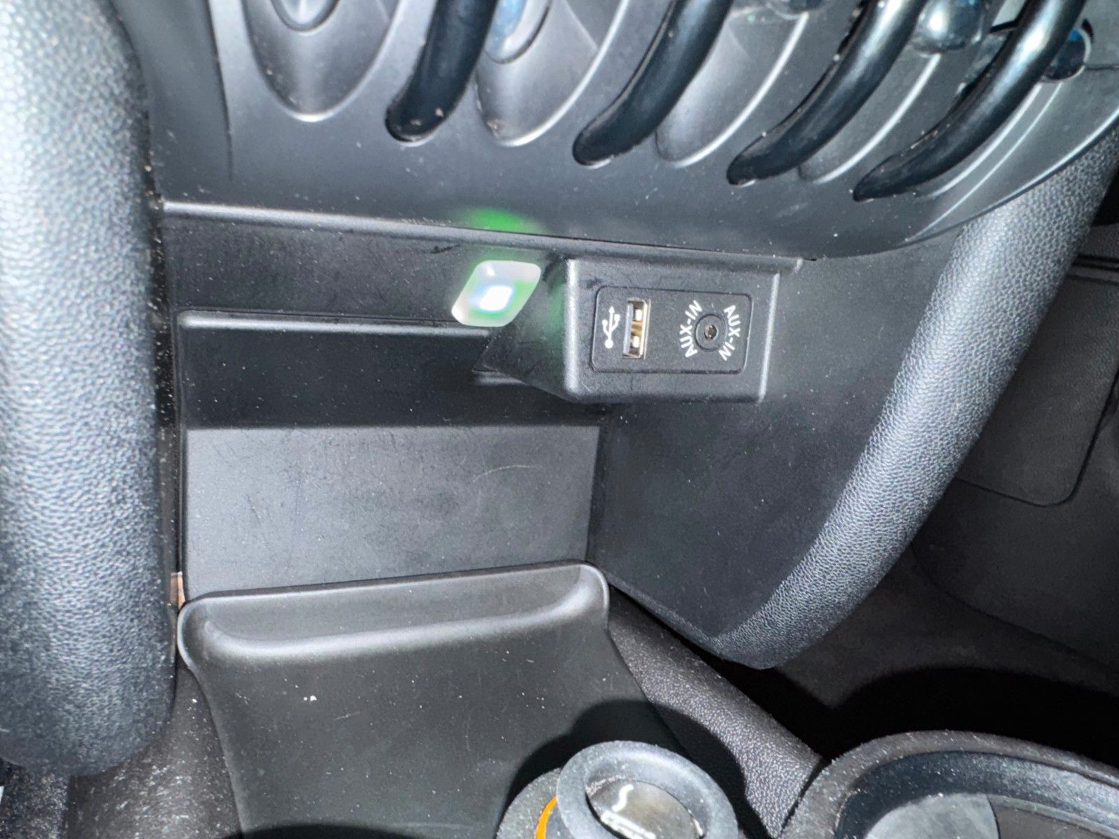 Fahrzeugabbildung MINI COOPER S Clubman**Cooper Soho**Klima**SHZ**Temp*