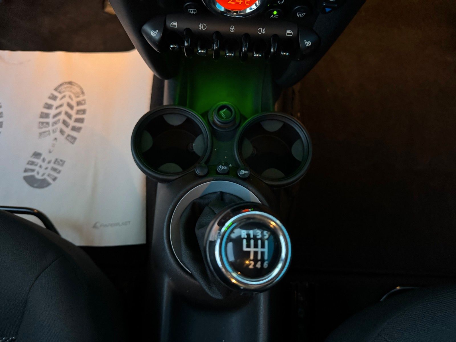 Fahrzeugabbildung MINI COOPER S Clubman**Cooper Soho**Klima**SHZ**Temp*