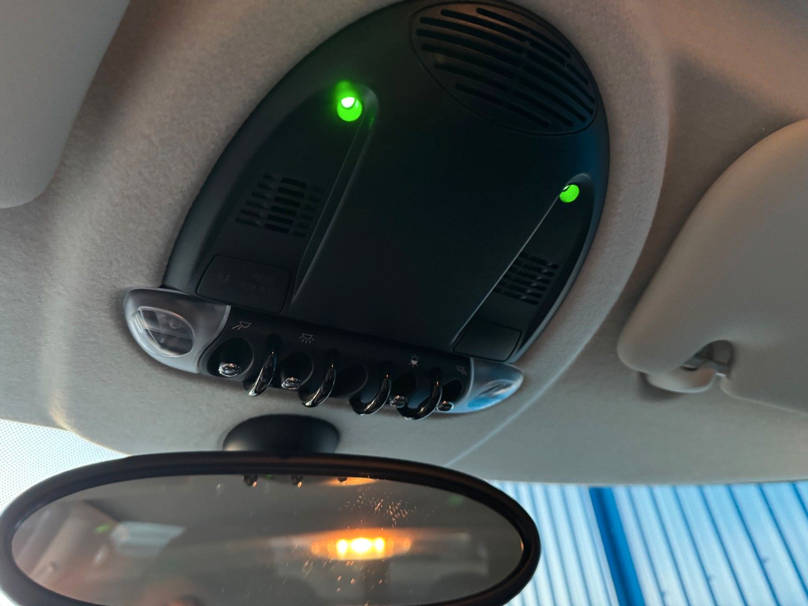 Fahrzeugabbildung MINI COOPER S Clubman**Cooper Soho**Klima**SHZ**Temp*