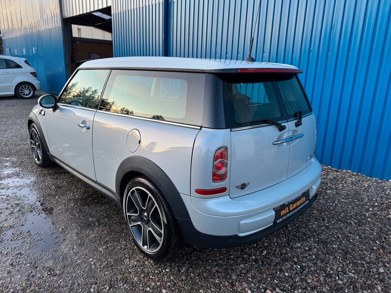 Fahrzeugabbildung MINI COOPER S Clubman**Cooper Soho**Klima**SHZ**Temp*