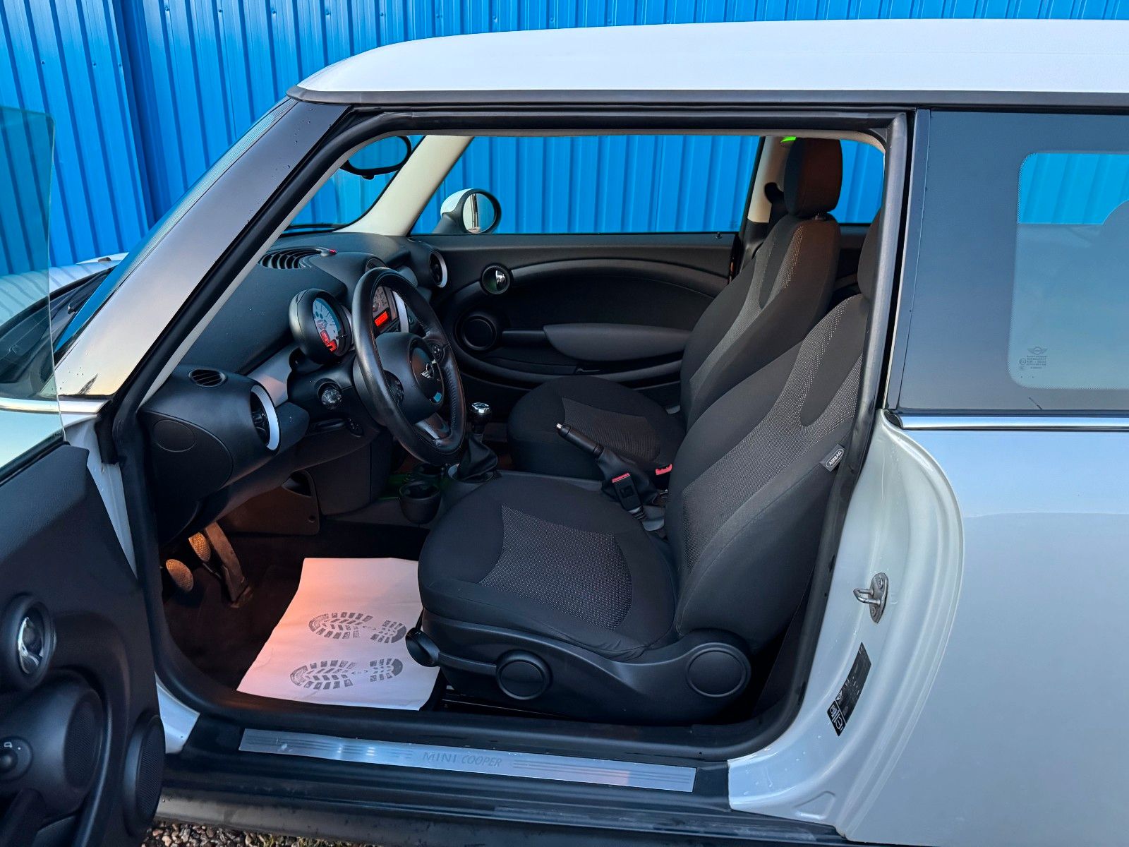 Fahrzeugabbildung MINI COOPER S Clubman**Cooper Soho**Klima**SHZ**Temp*