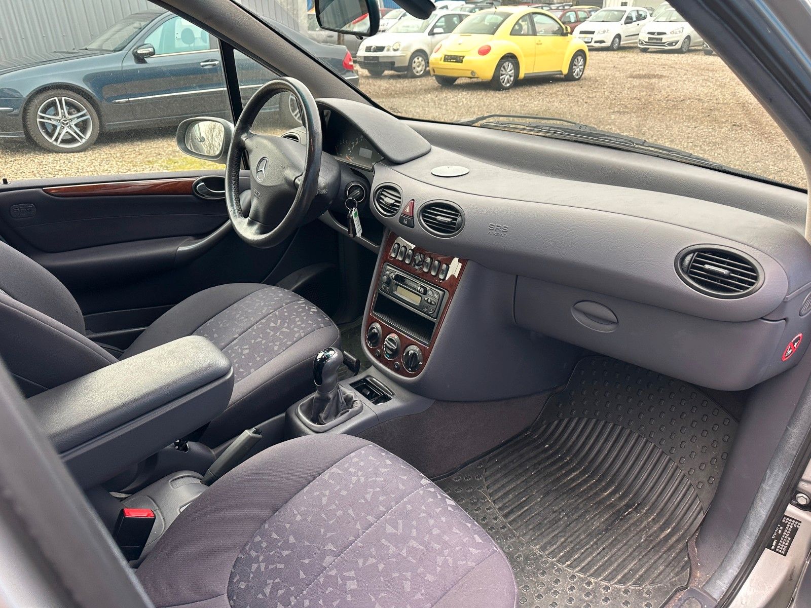 Fahrzeugabbildung Mercedes-Benz A 170 CDI ELEGANCE**Sitzheizung*Allwetter**