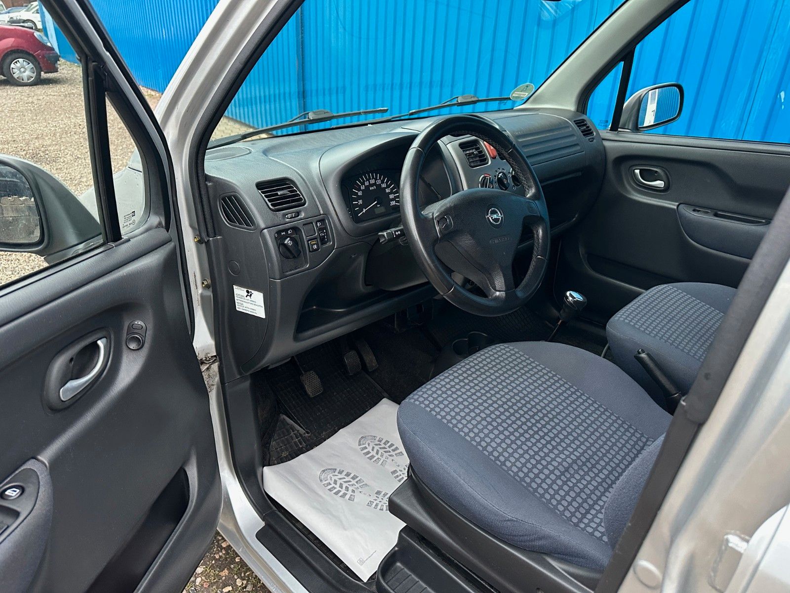 Fahrzeugabbildung Opel Agila**Edition**Klima**HU&AU NEU**