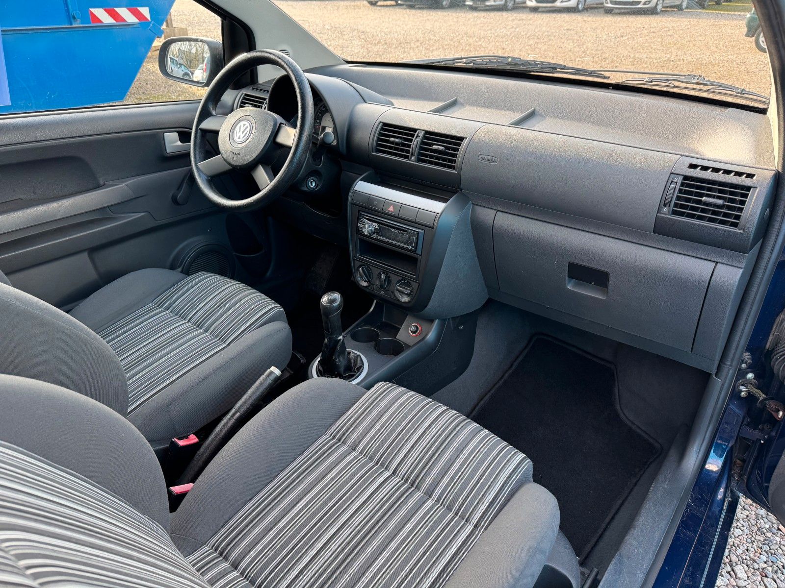 Fahrzeugabbildung Volkswagen Fox Basis**Allwetterreifen*HU & AU neu**