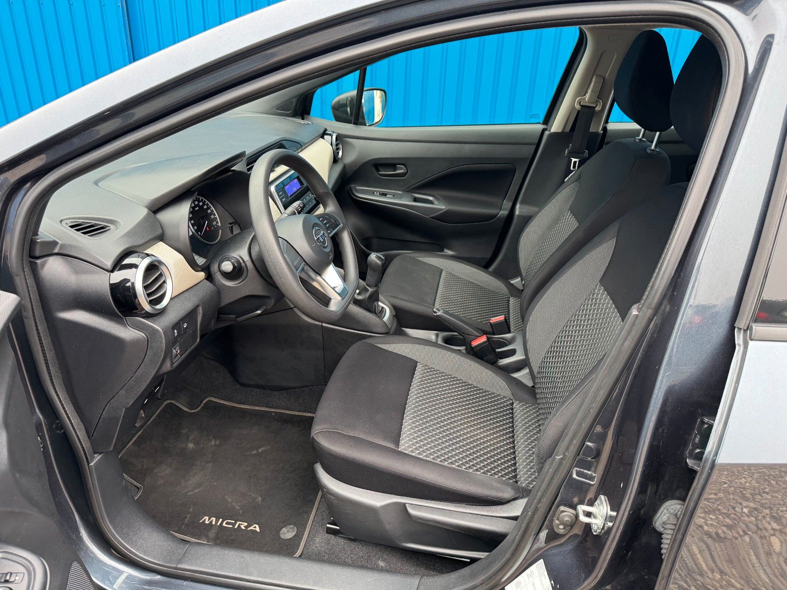 Fahrzeugabbildung Nissan Micra **Visia Plus**75 TKM**Klima**AHK**