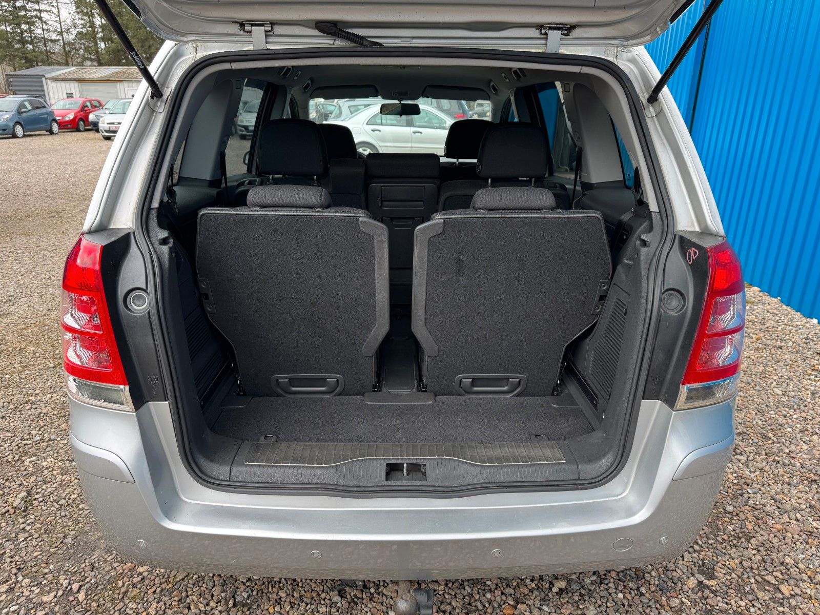 Fahrzeugabbildung Opel Zafira B **Edition**7. SITZER**AHK**Klima**