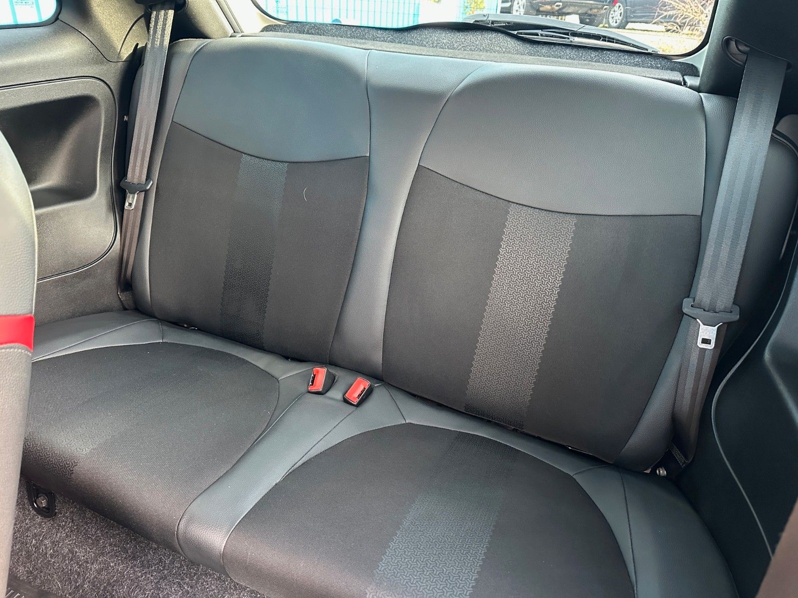 Fahrzeugabbildung Fiat 500 S**Dig Tacho**Klima**MFL**Leder**Sport**