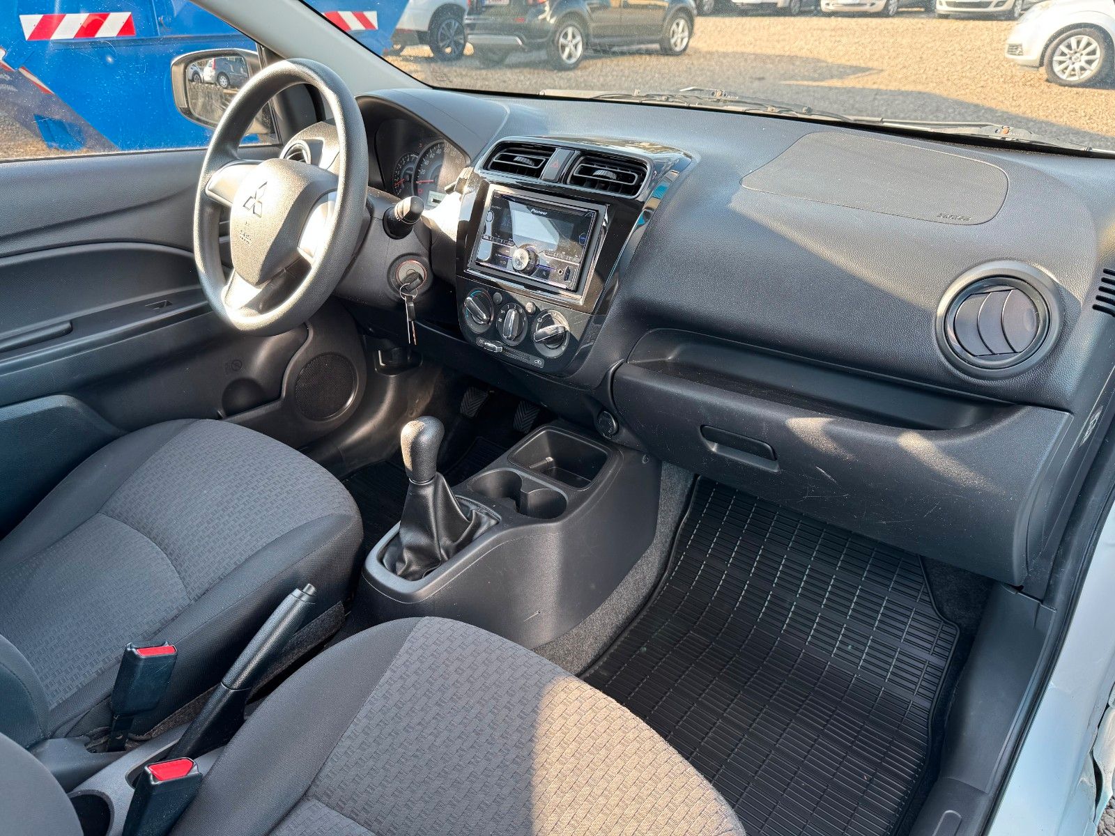 Fahrzeugabbildung Mitsubishi Space Star ** 79 TKM**Allwetter**Bluetooth**
