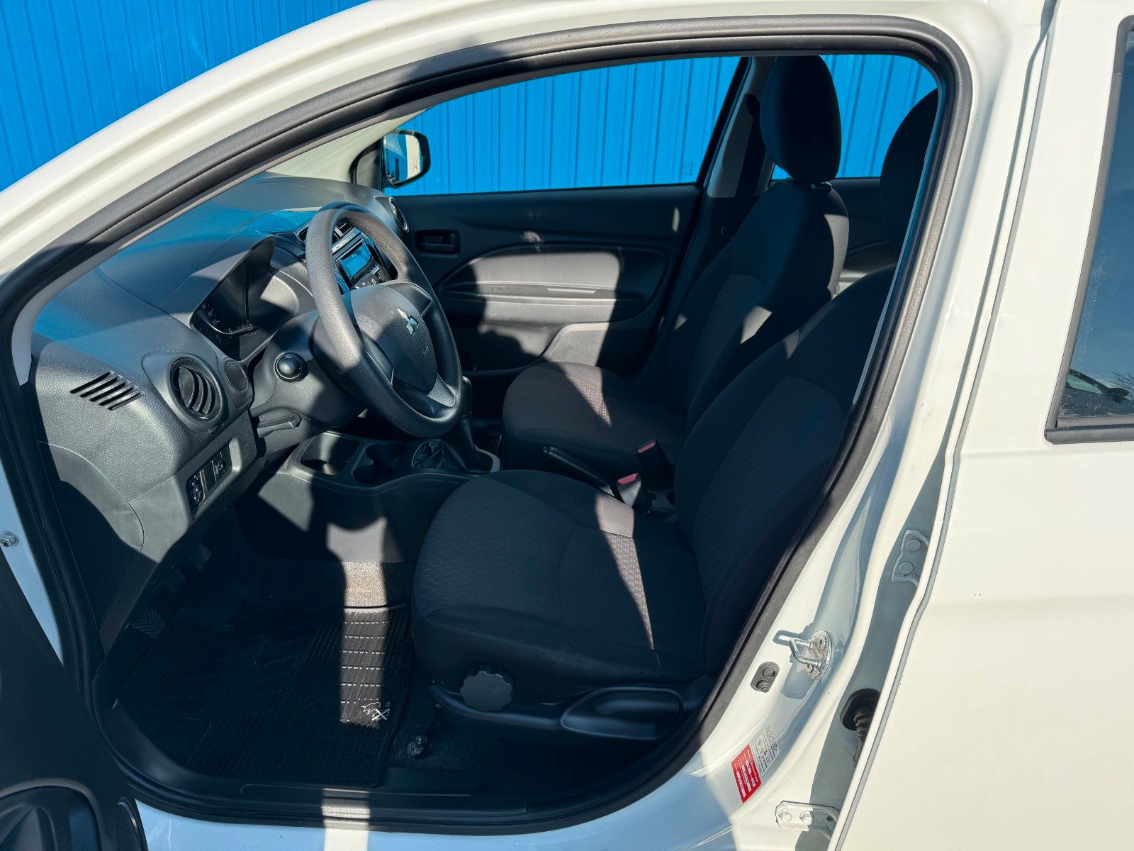 Fahrzeugabbildung Mitsubishi Space Star ** 79 TKM**Allwetter**Bluetooth**