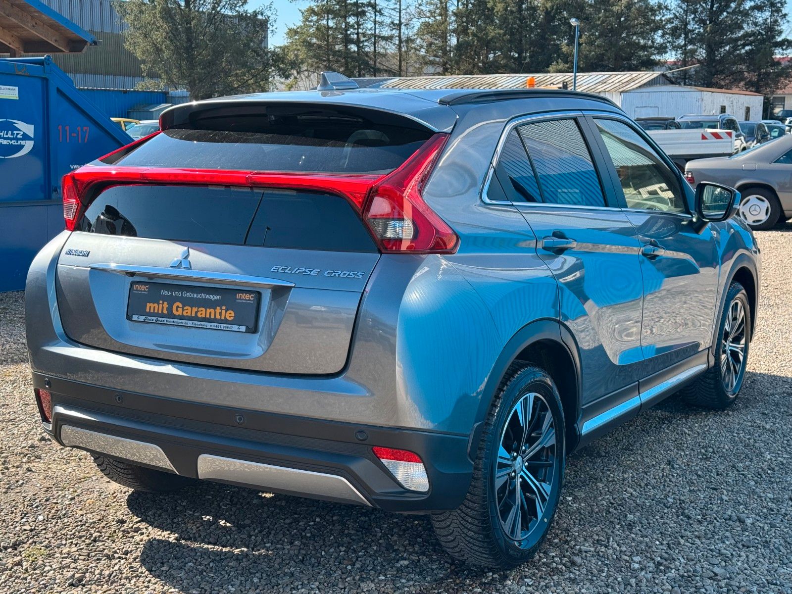 Fahrzeugabbildung Mitsubishi Eclipse*Cross Intro Edition**Head up**KEY**360°*