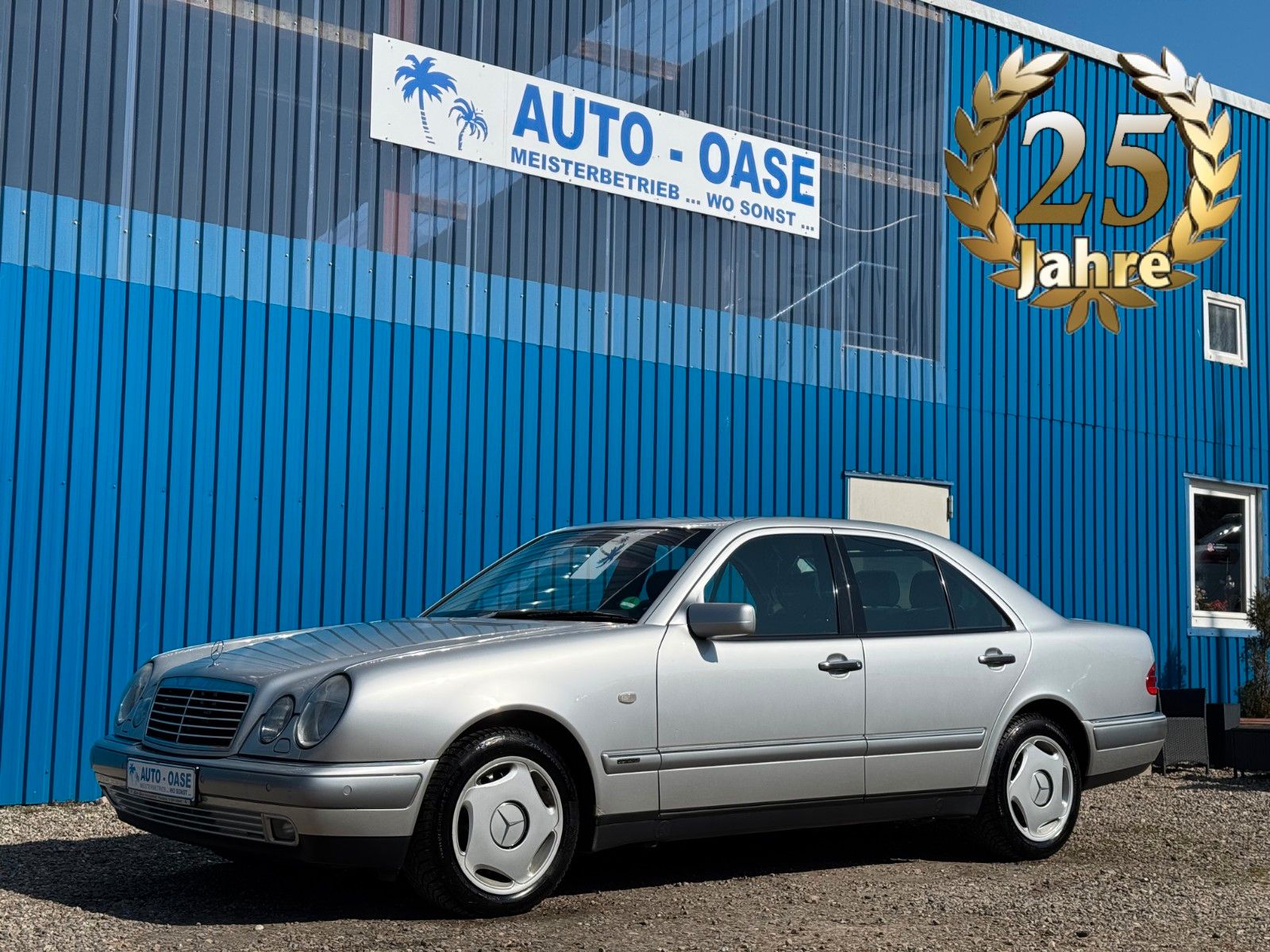 Fahrzeugabbildung Mercedes-Benz E 280*Automatik**Xenon*PDC*Klima*