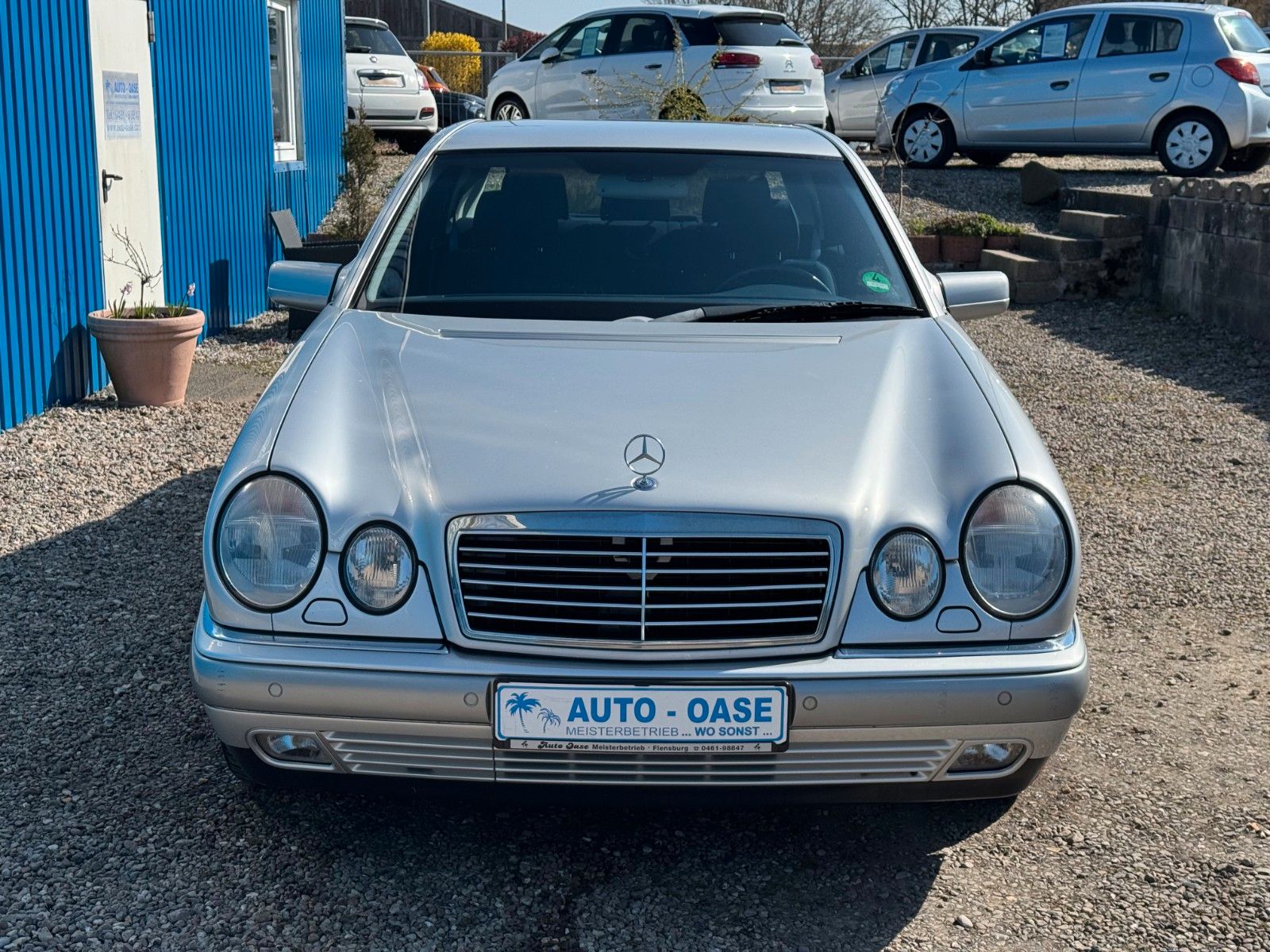 Fahrzeugabbildung Mercedes-Benz E 280*Automatik**Xenon*PDC*Klima*