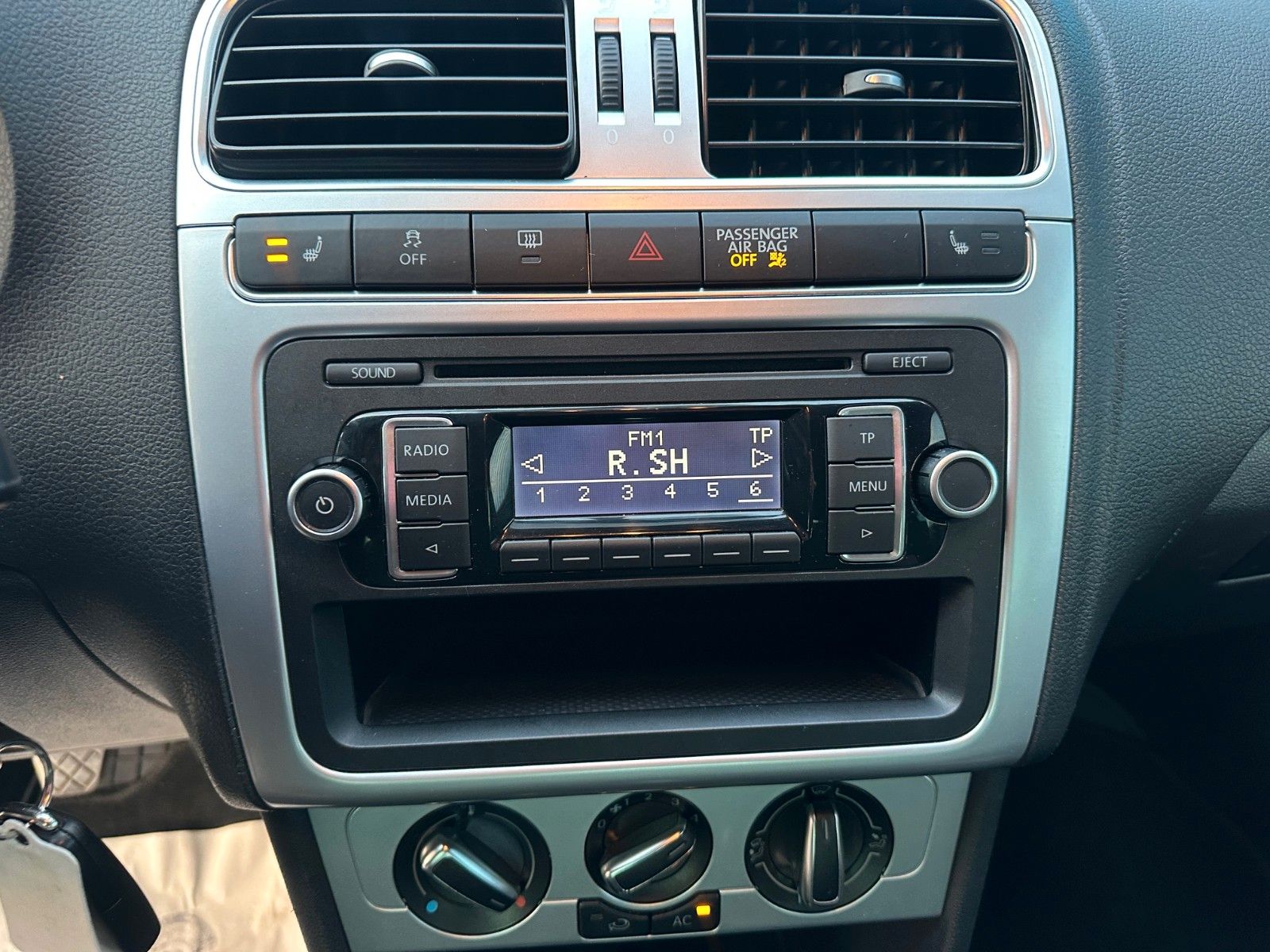 Fahrzeugabbildung Volkswagen Polo V **Black Edition**SHZ**Klima**