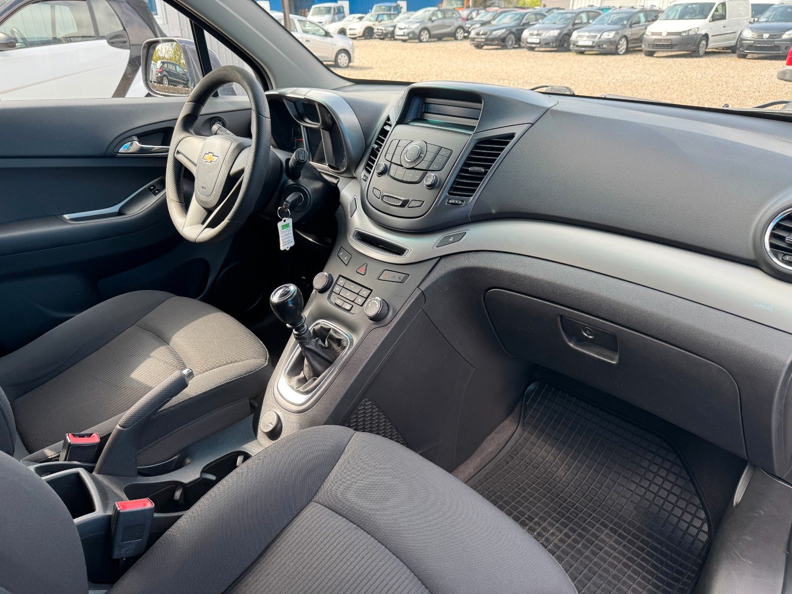 Fahrzeugabbildung Chevrolet Orlando LS**7. Sitzer**AHK**94 TKM**