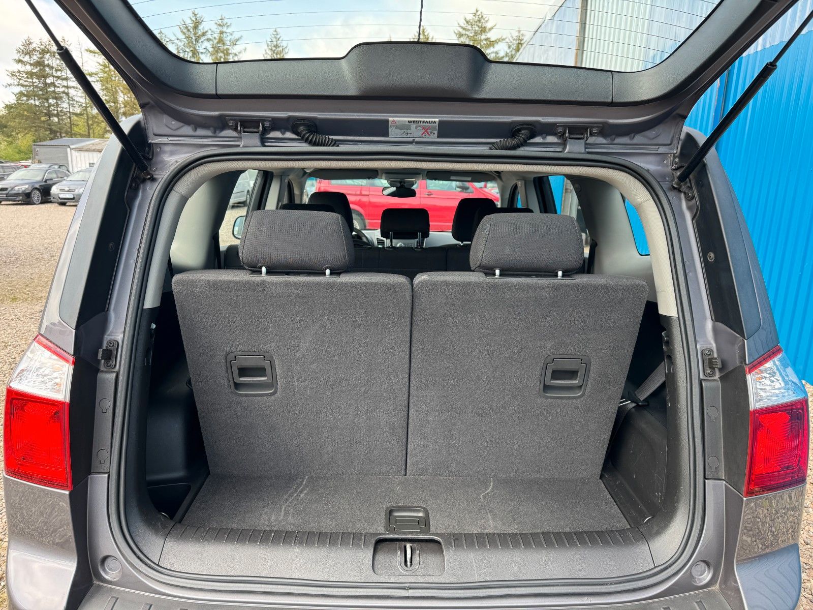 Fahrzeugabbildung Chevrolet Orlando LS**7. Sitzer**AHK**94 TKM**