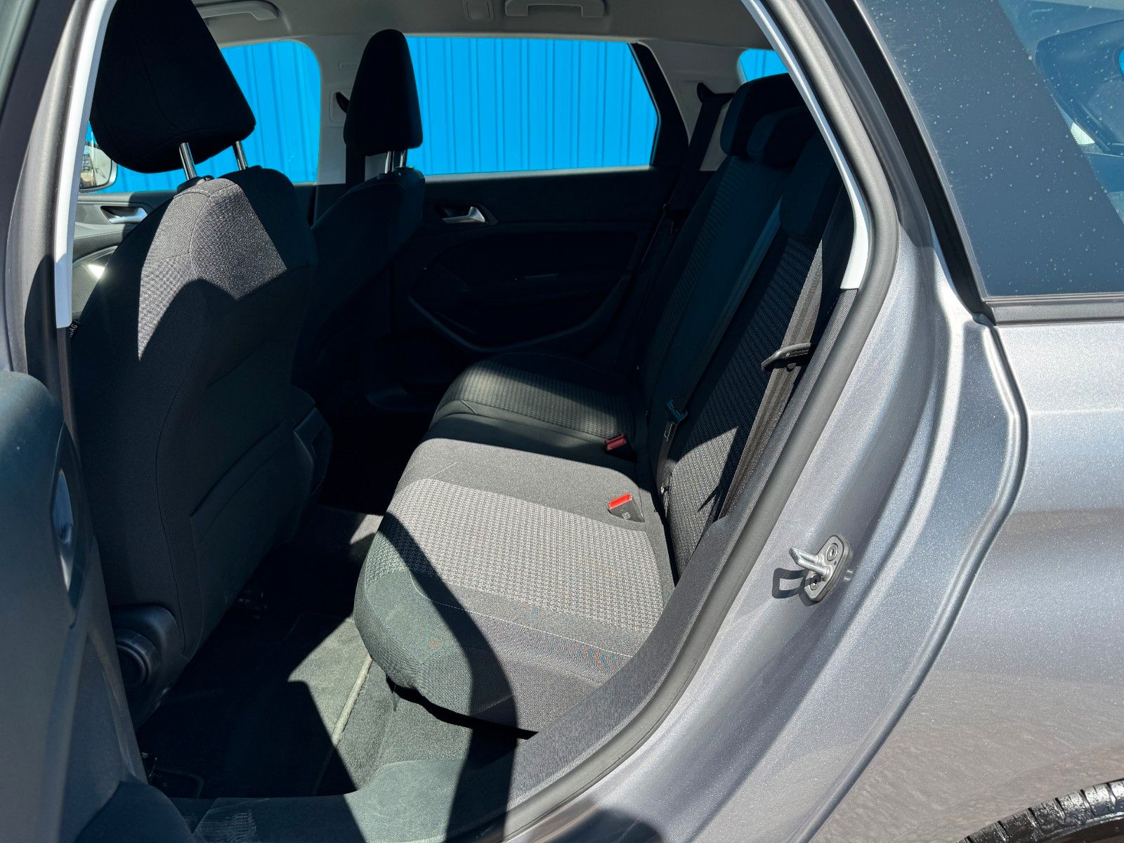 Fahrzeugabbildung Peugeot 308 SW**Active**Tempo**8 fach**PDC**