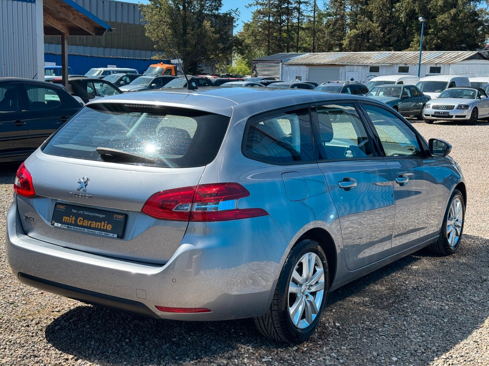 Fahrzeugabbildung Peugeot 308 SW**Active**Tempo**8 fach**PDC**