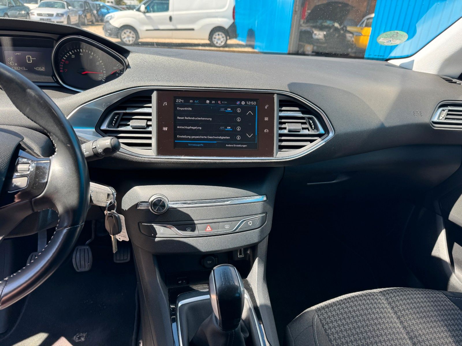 Fahrzeugabbildung Peugeot 308 SW**Active**Tempo**8 fach**PDC**