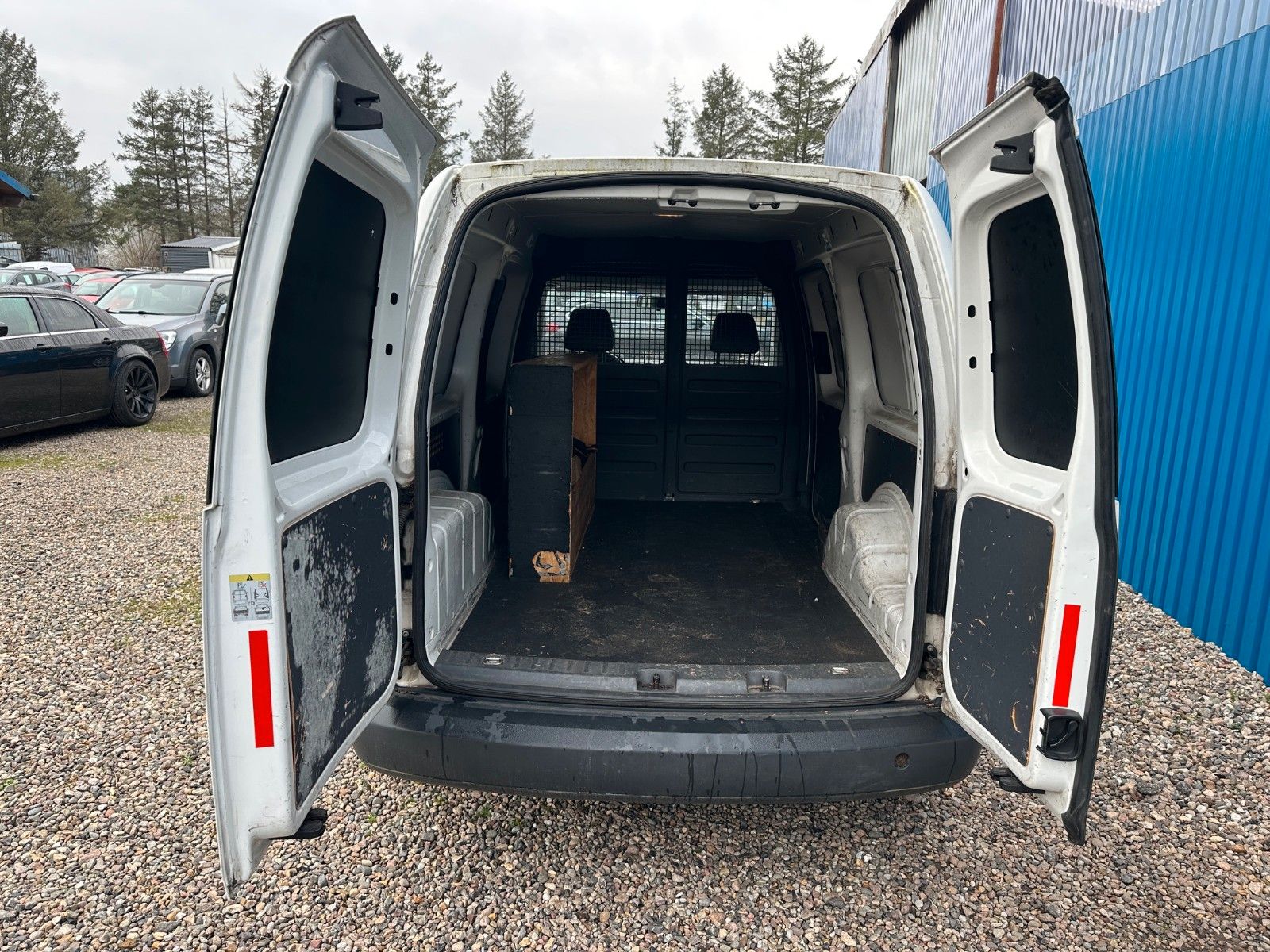 Fahrzeugabbildung Volkswagen Caddy Kasten **Maxi**KLIMA**HU&AU NEU**