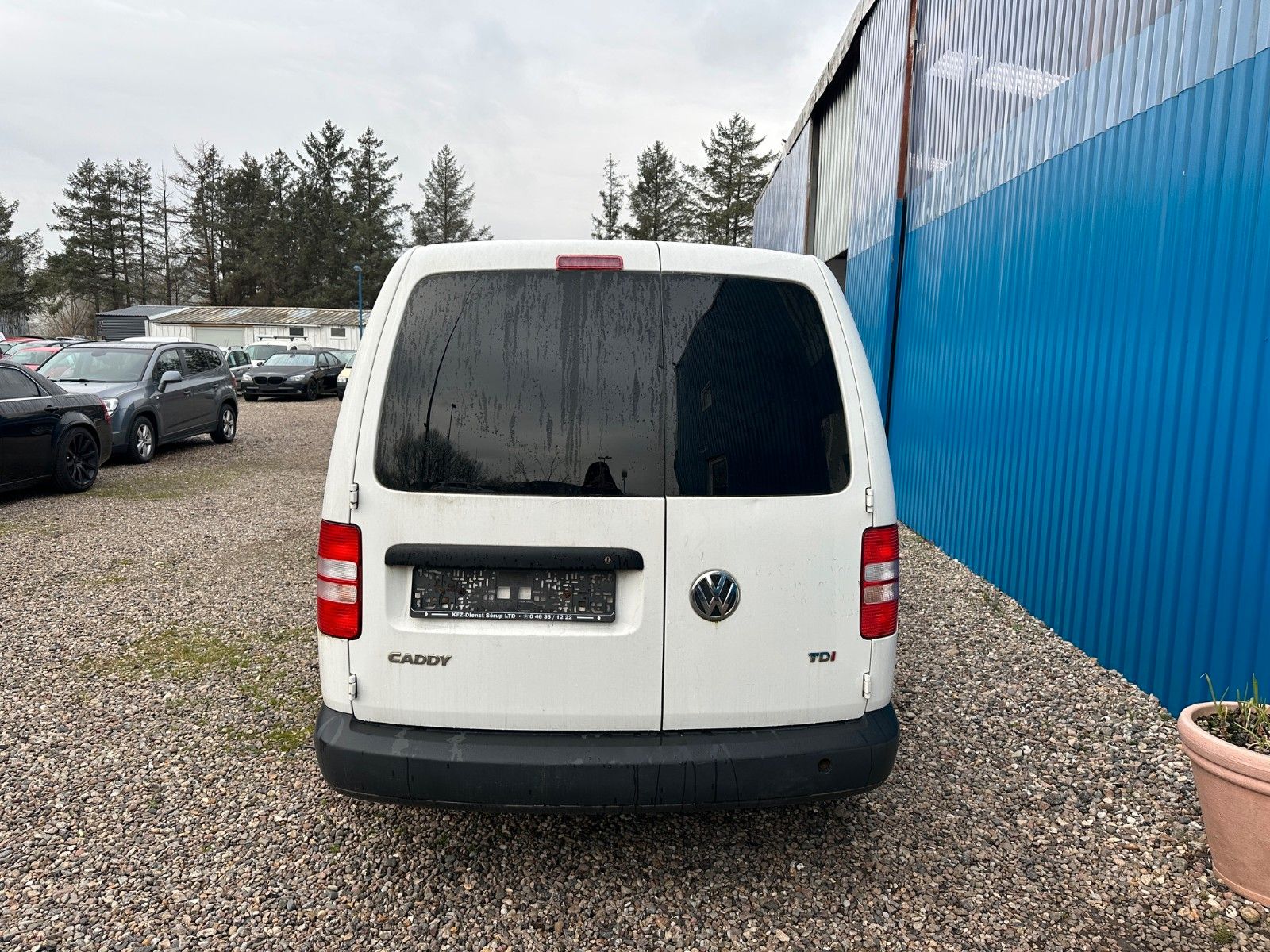 Fahrzeugabbildung Volkswagen Caddy Kasten **Maxi**KLIMA**HU&AU NEU**