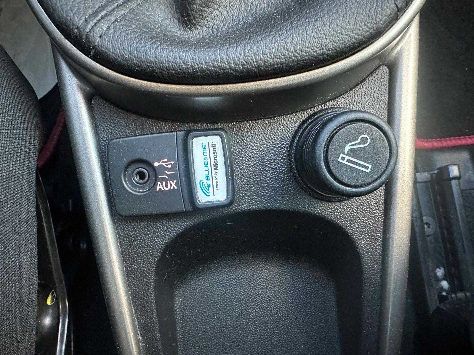 Fahrzeugabbildung Alfa Romeo MiTo Turismo**97 TKM**Klima**Allwetter**