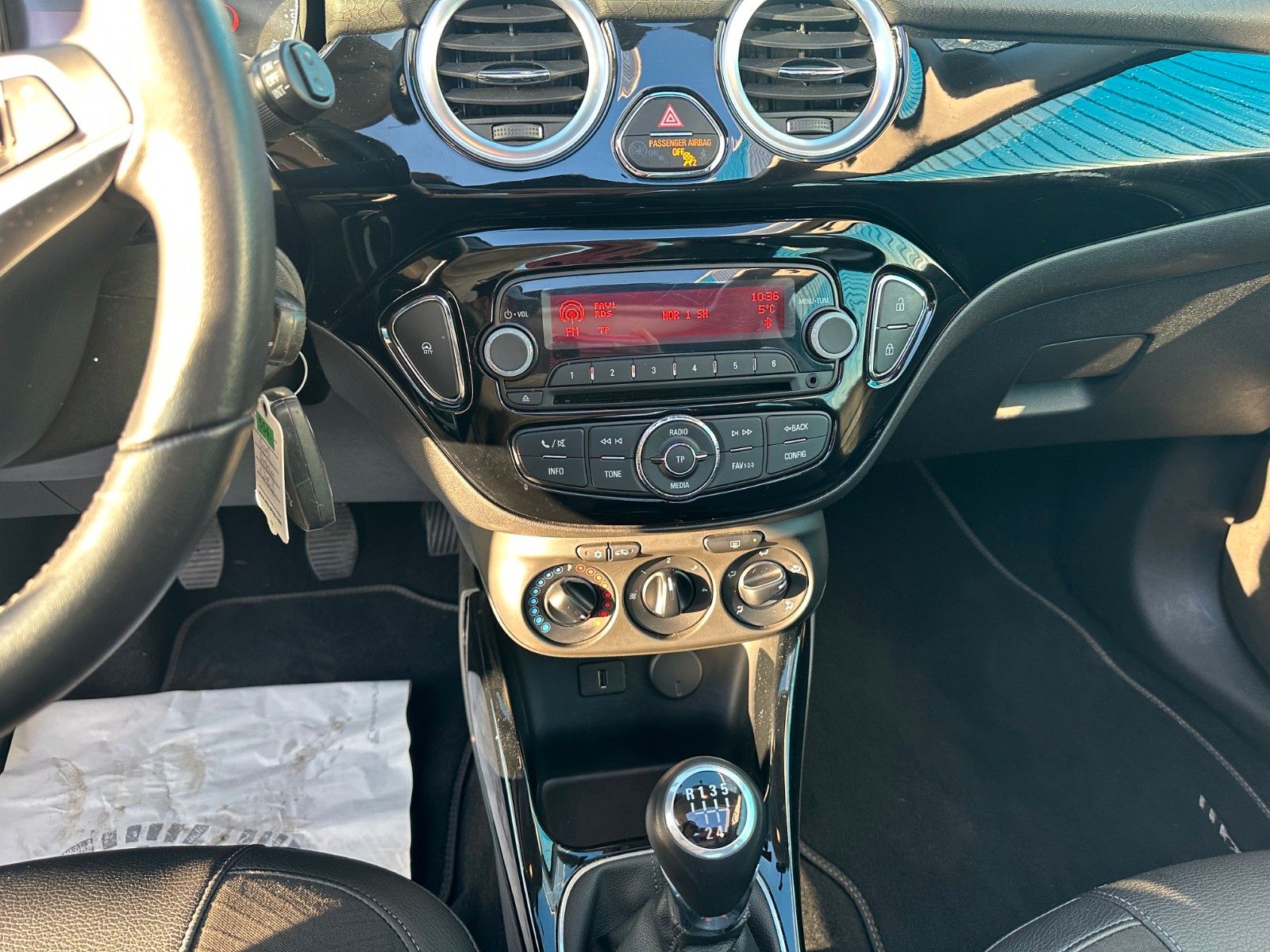 Fahrzeugabbildung Opel Adam**Open Air**Faltdach**Klima*Temp*Bluetooth**