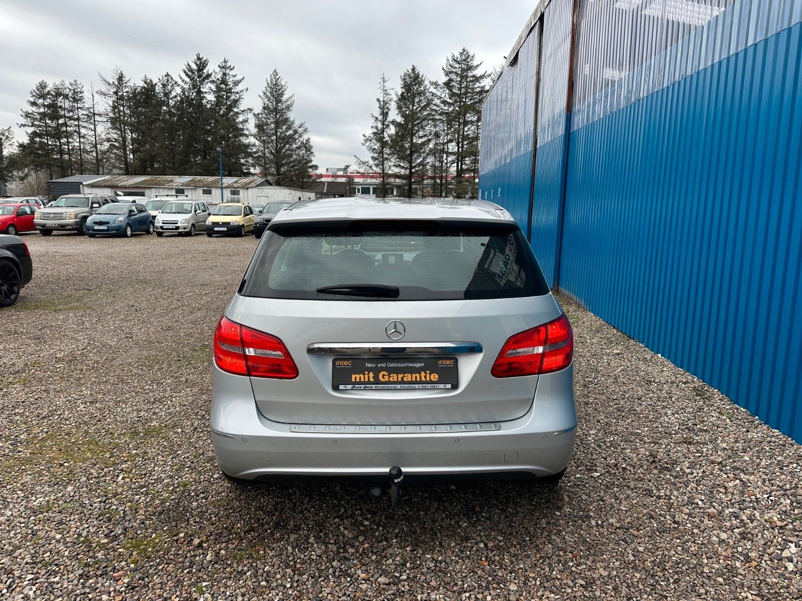 Fahrzeugabbildung Mercedes-Benz B 180**Sports Tourer**Automatik**AHK**Temp**