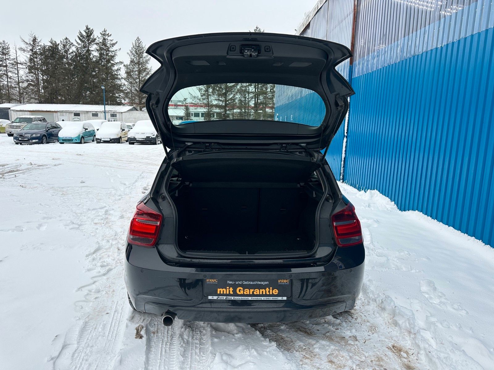 Fahrzeugabbildung BMW 118d Limousine**2.HAND*Automatik*XENON**