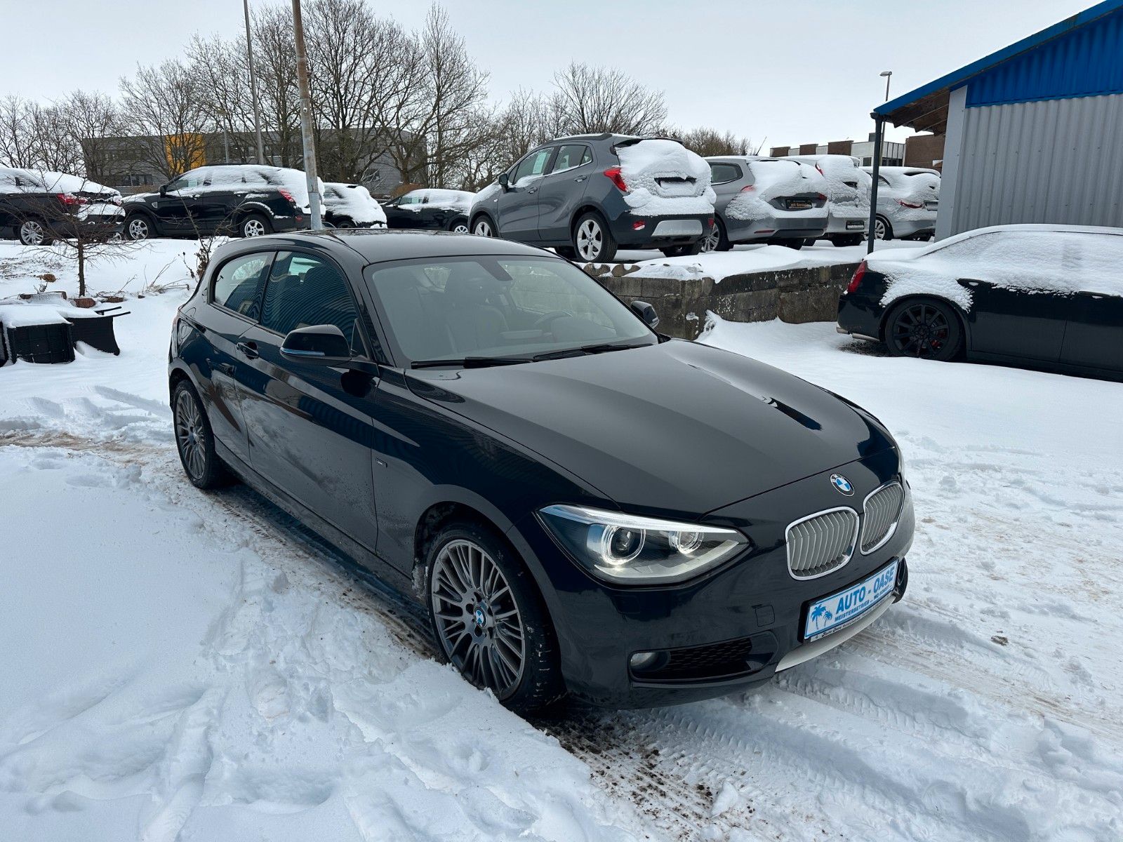 Fahrzeugabbildung BMW 118d Limousine**2.HAND*Automatik*XENON**