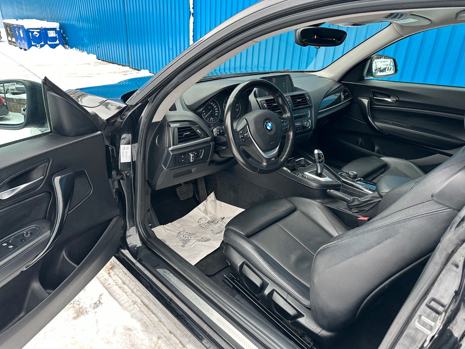 Fahrzeugabbildung BMW 118d Limousine**2.HAND*Automatik*XENON**