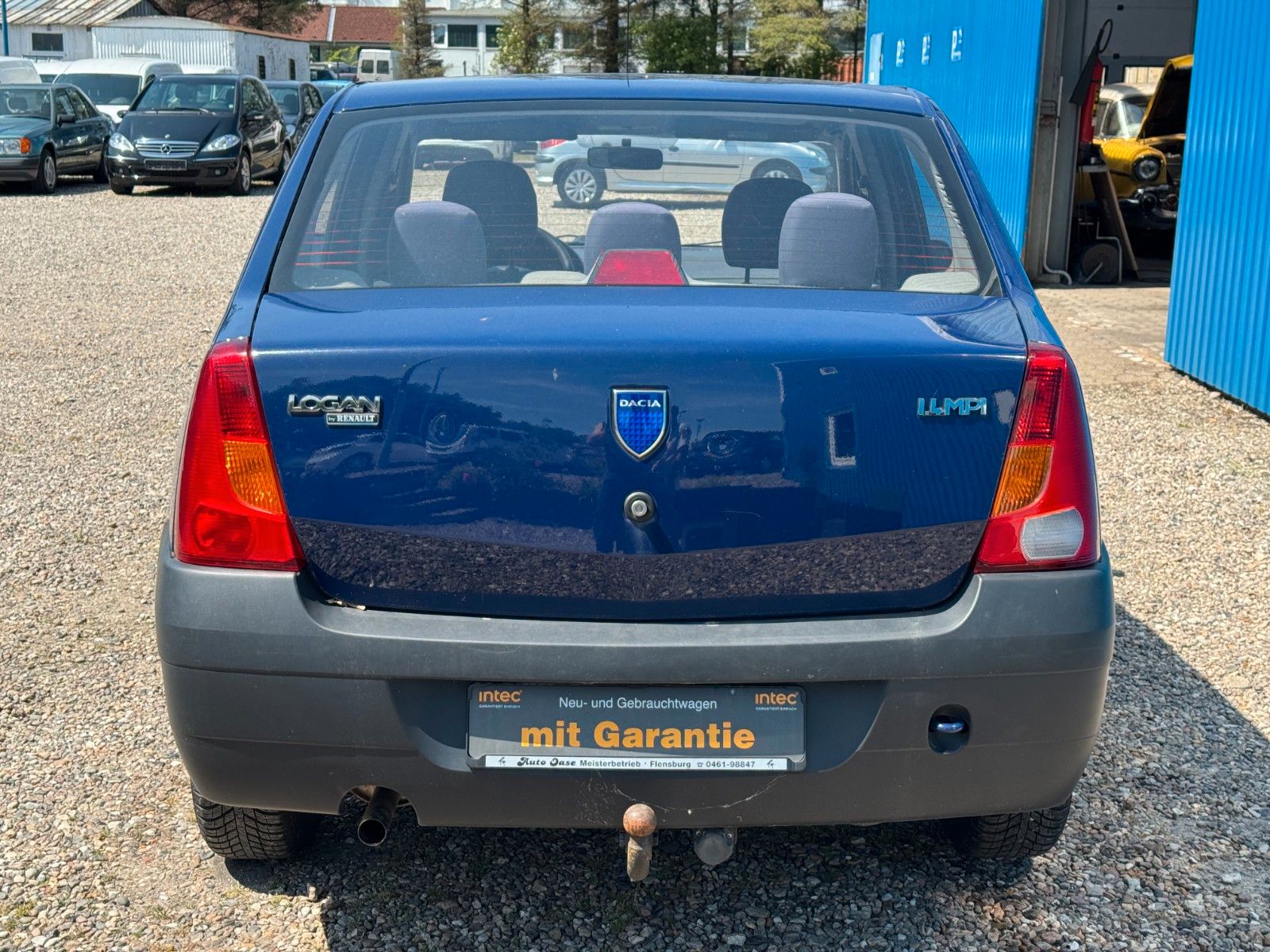 Fahrzeugabbildung Dacia Logan**Basis**AHK** HU&AU NEU**