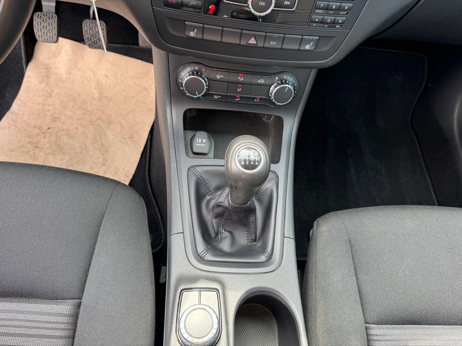 Fahrzeugabbildung Mercedes-Benz B 180 CDI / d**Klima**AHK**Rückfahrkamera**