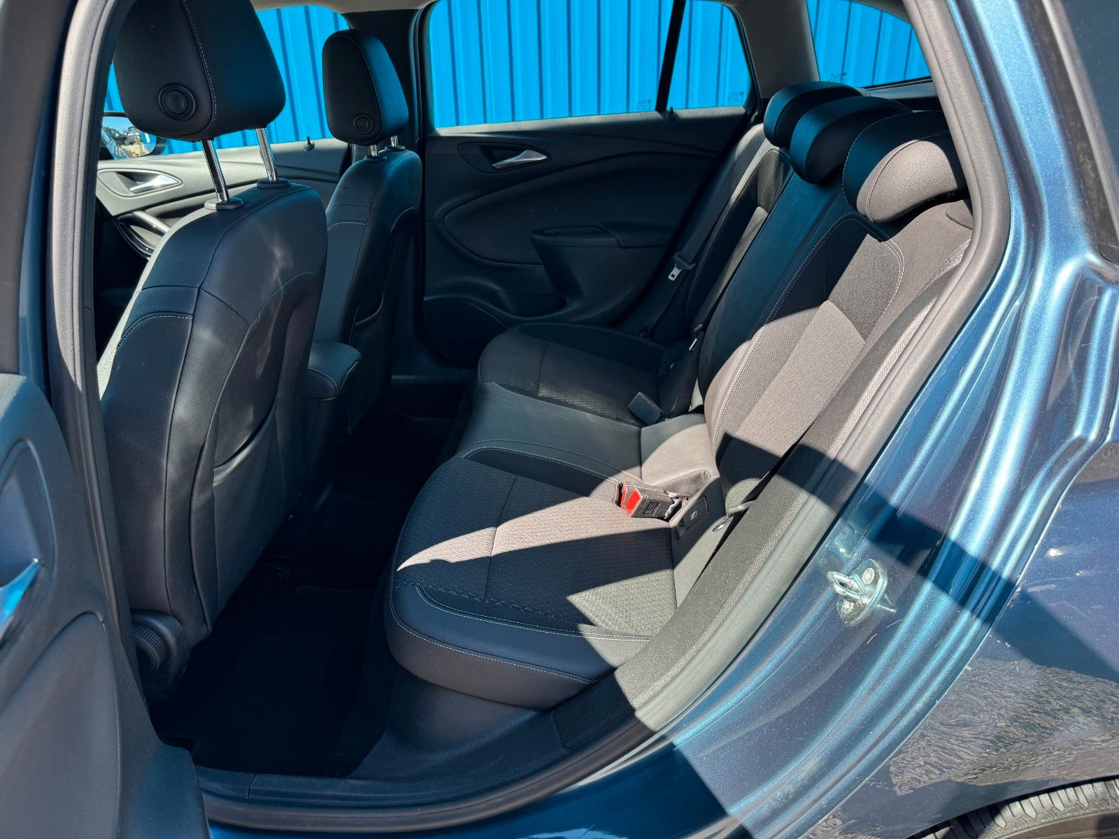 Fahrzeugabbildung Opel Astra K Sports Tourer Innovation*AHK*LED*STANDHZ