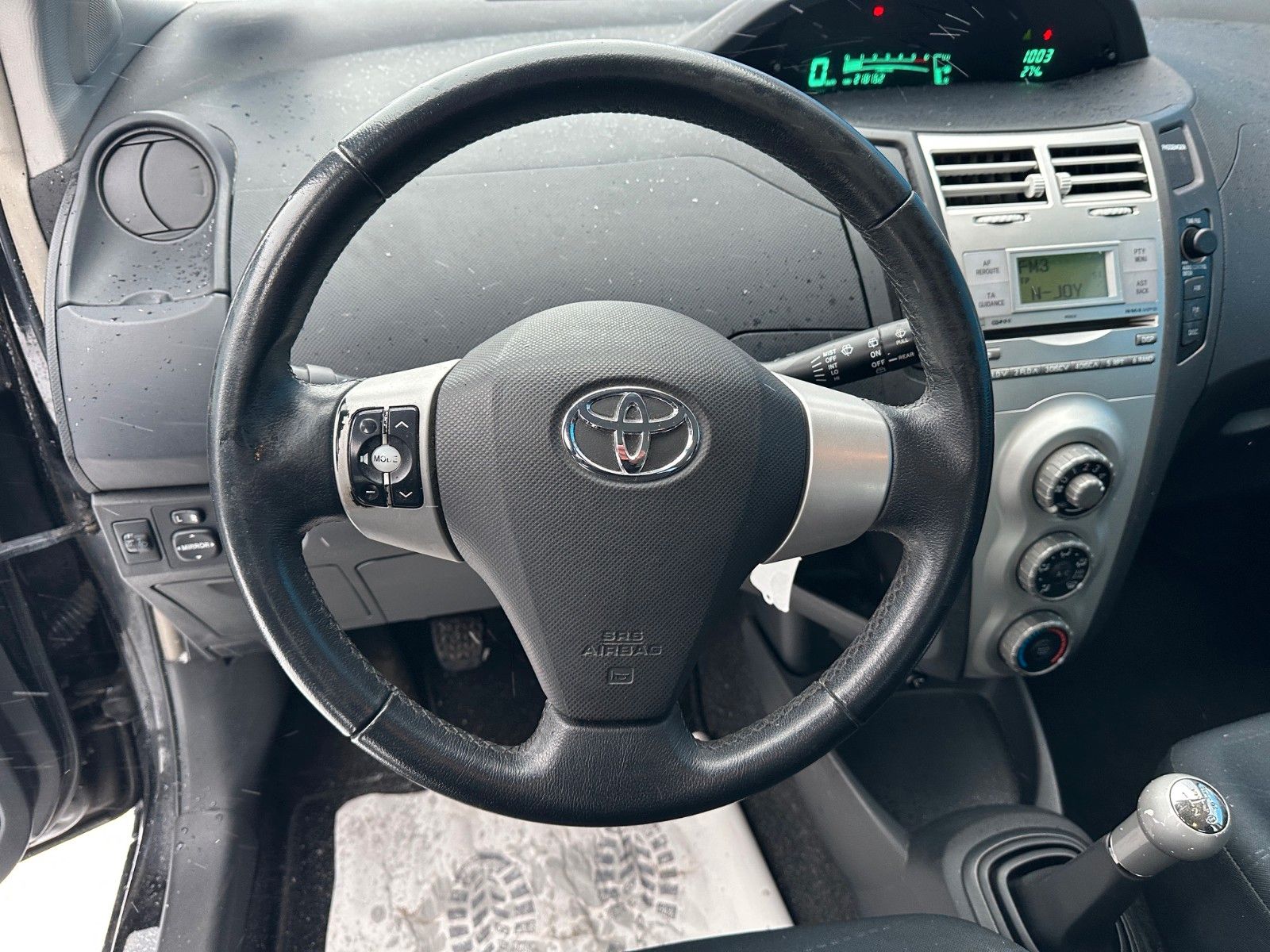 Fahrzeugabbildung Toyota Yaris Team**HU 10/27*1.HAND*Klima*PDC**