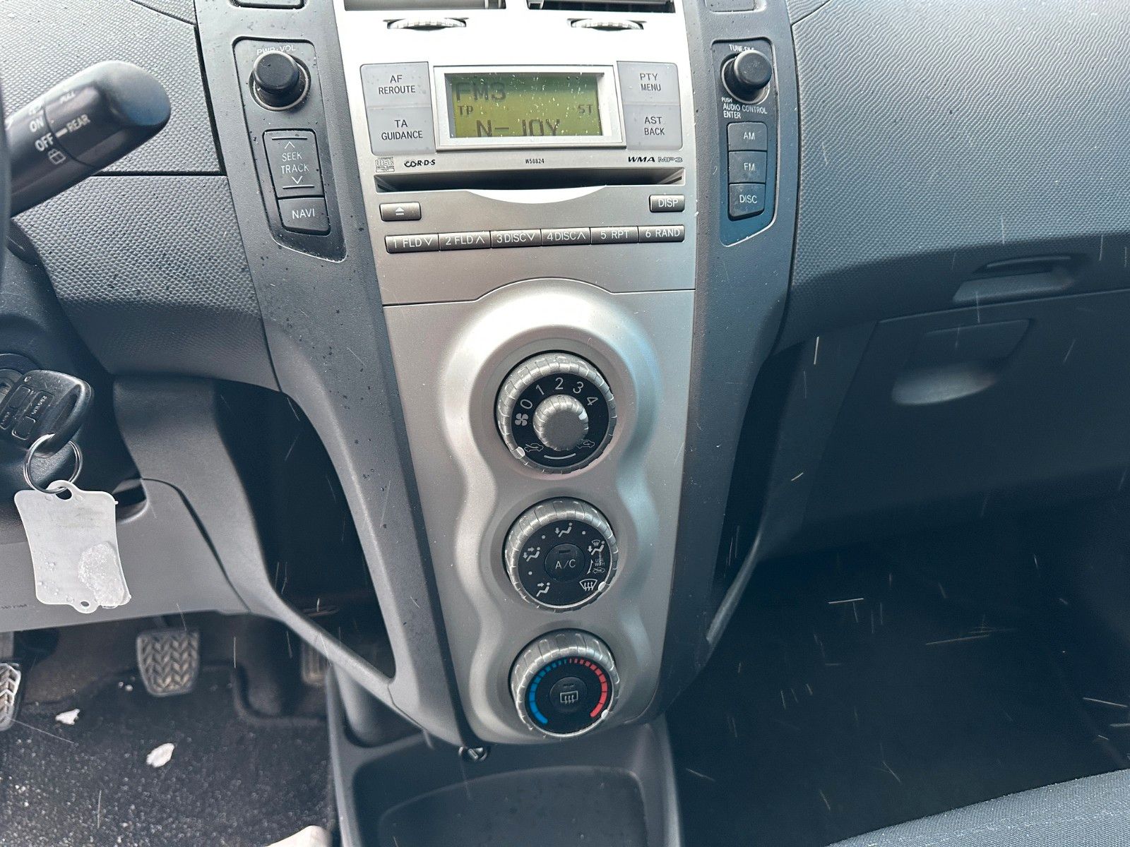 Fahrzeugabbildung Toyota Yaris Team**HU 10/27*1.HAND*Klima*PDC**