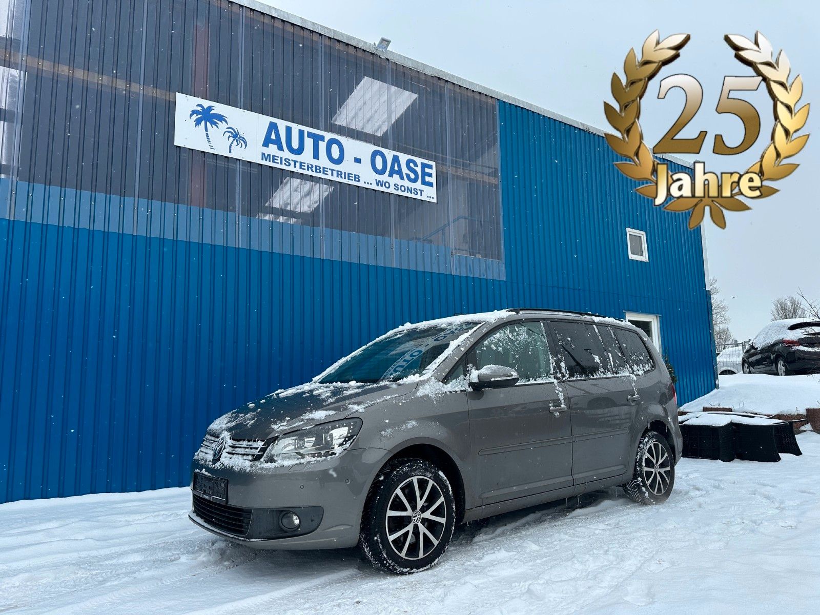Fahrzeugabbildung Volkswagen Touran Comfortline**Automatik*AHK*Standheizung**