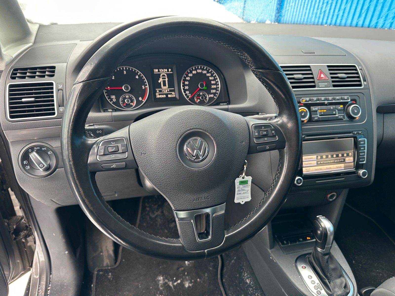 Fahrzeugabbildung Volkswagen Touran Comfortline**Automatik*AHK*Standheizung**