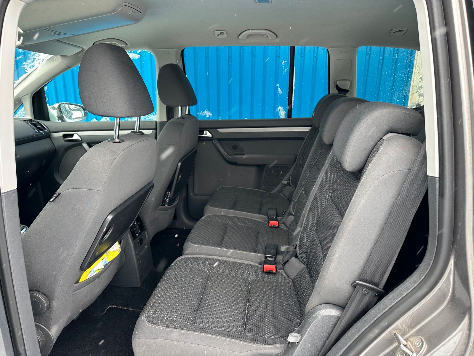 Fahrzeugabbildung Volkswagen Touran Comfortline**Automatik*AHK*Standheizung**