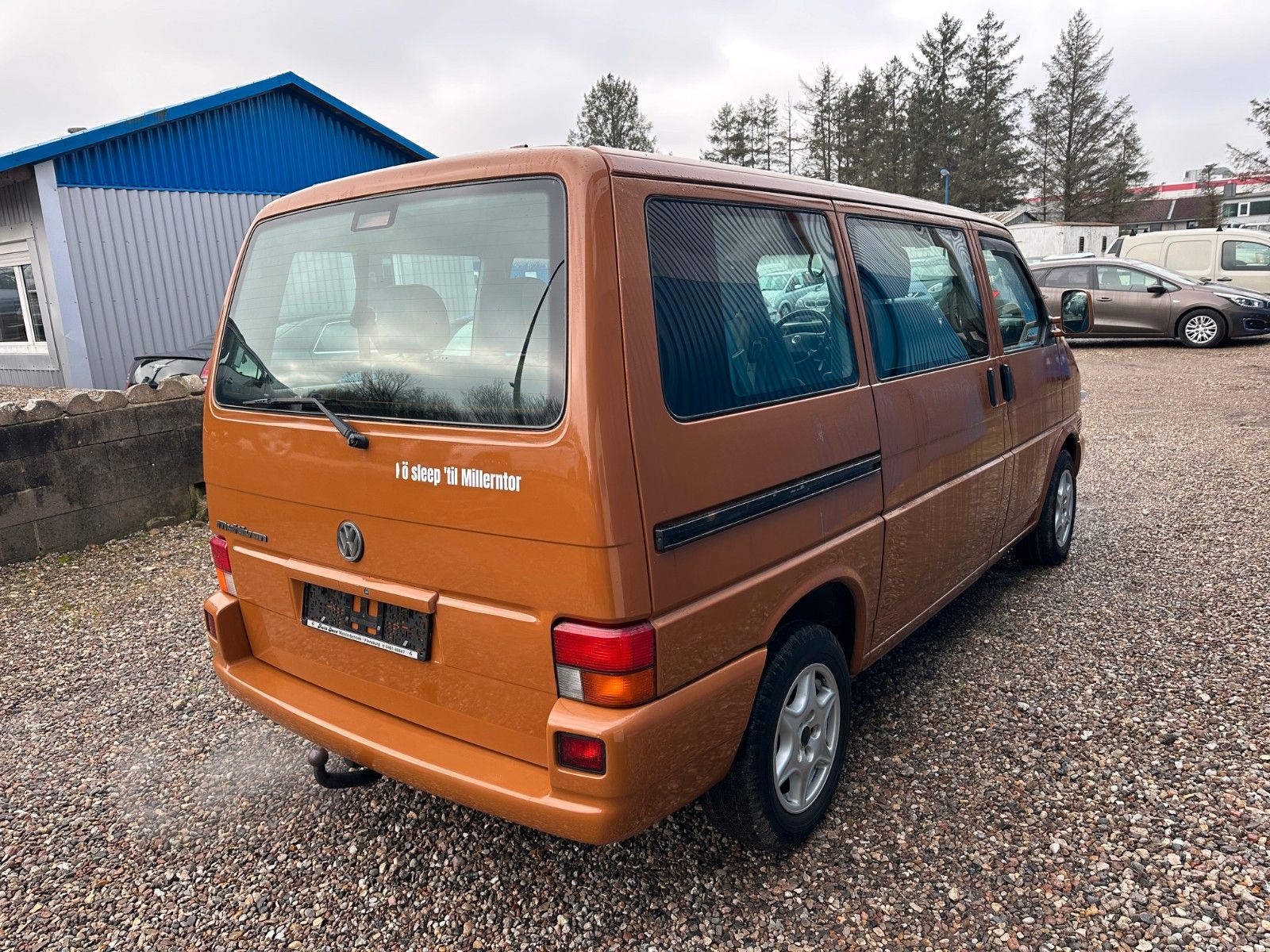 Fahrzeugabbildung Volkswagen T4 Caravelle 2,5-l-Diesel TDI*Sithzng*AHK*Klima*