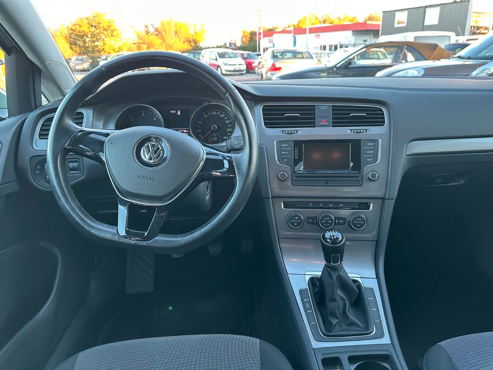 Fahrzeugabbildung Volkswagen Golf VII Variant Trendline BMT**1.HAND**