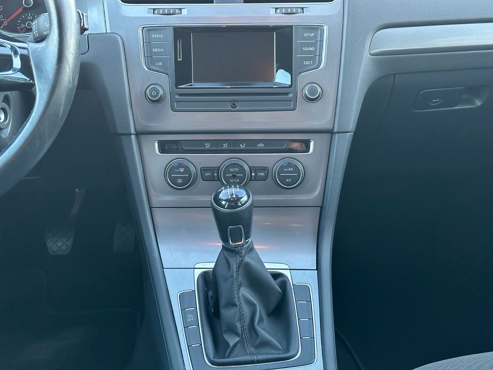 Fahrzeugabbildung Volkswagen Golf VII Variant Trendline BMT**1.HAND**