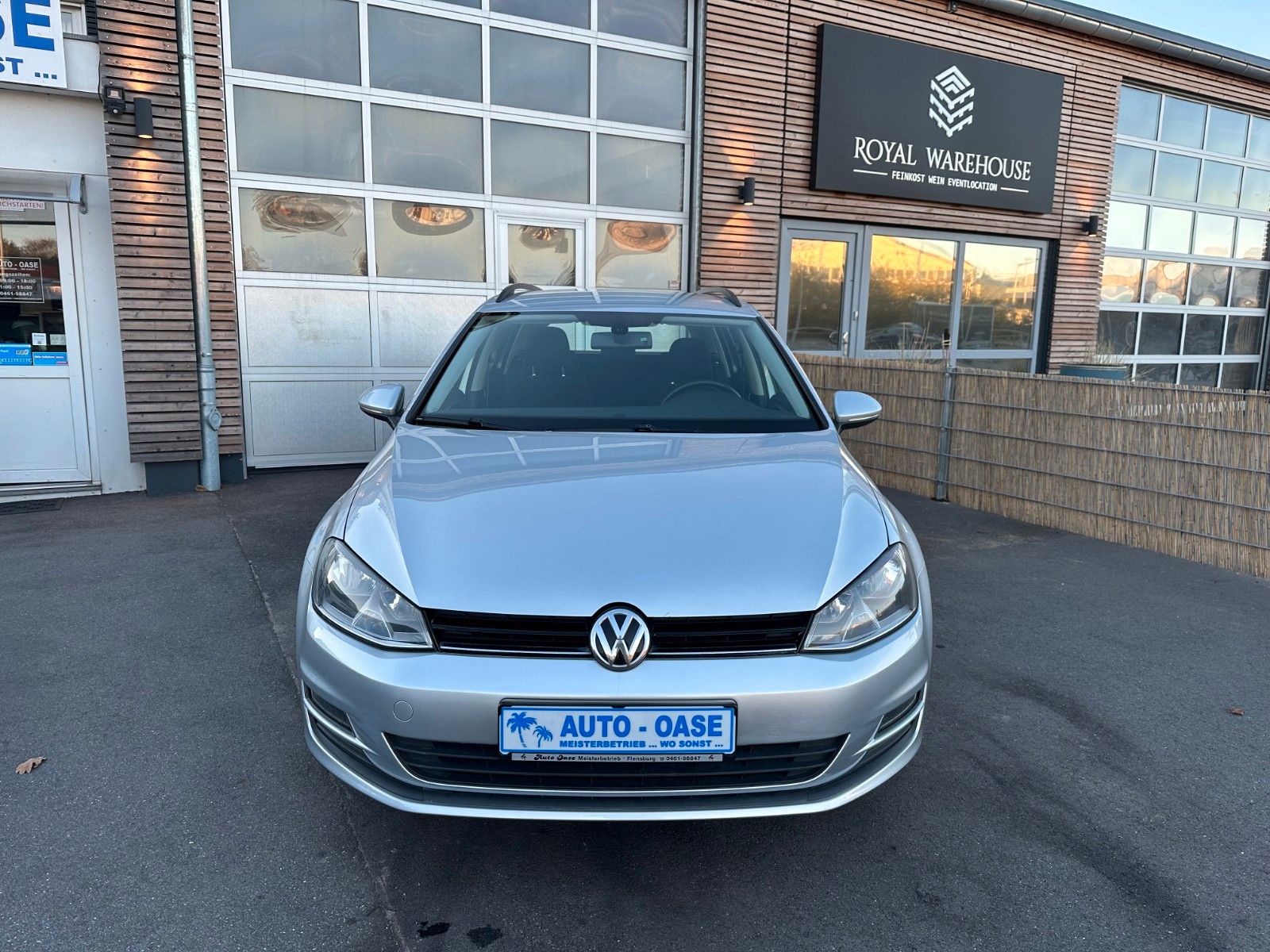Fahrzeugabbildung Volkswagen Golf VII Variant Trendline BMT**1.HAND**