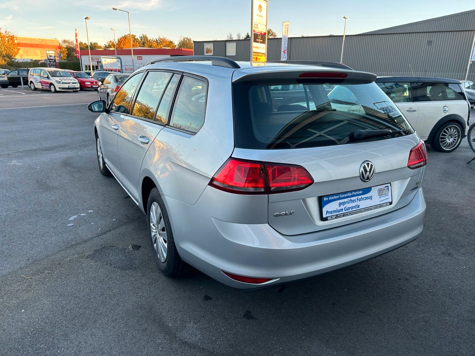 Fahrzeugabbildung Volkswagen Golf VII Variant Trendline BMT**1.HAND**