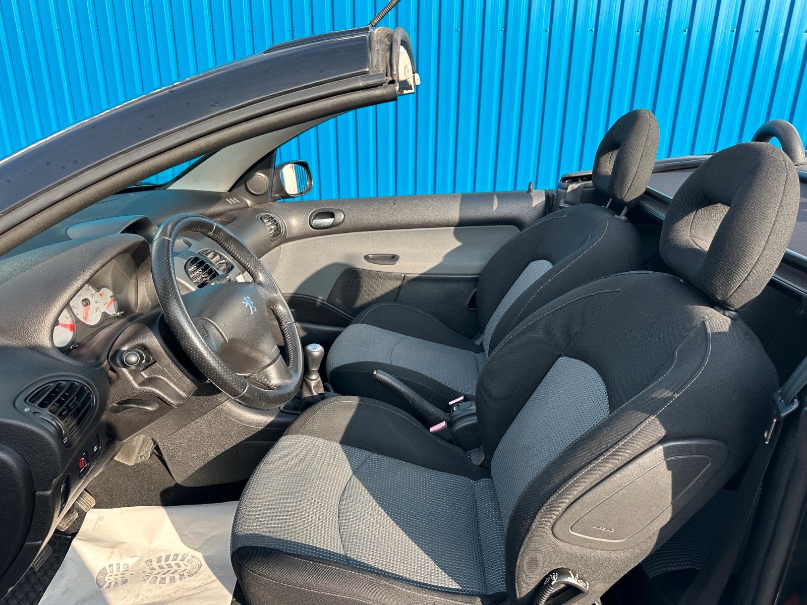 Fahrzeugabbildung Peugeot 206 Cabriolet CC Filou**HU&AU Neu**